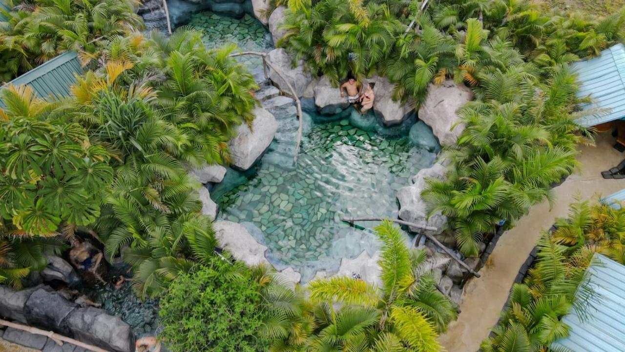 Hotel Relax Termalitas - Thermal Water La Fortuna Exterior photo