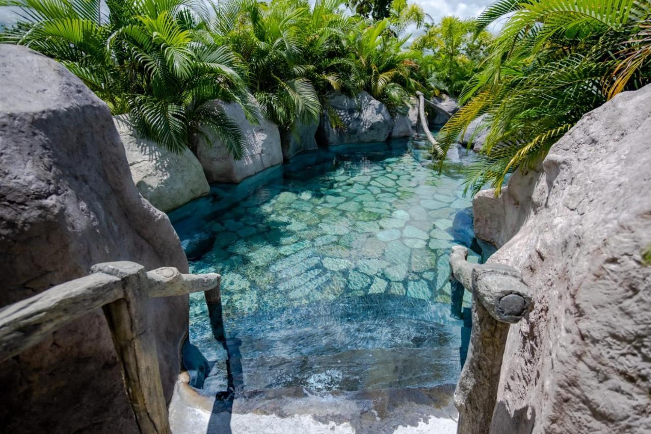 Hotel Relax Termalitas - Thermal Water La Fortuna Exterior photo