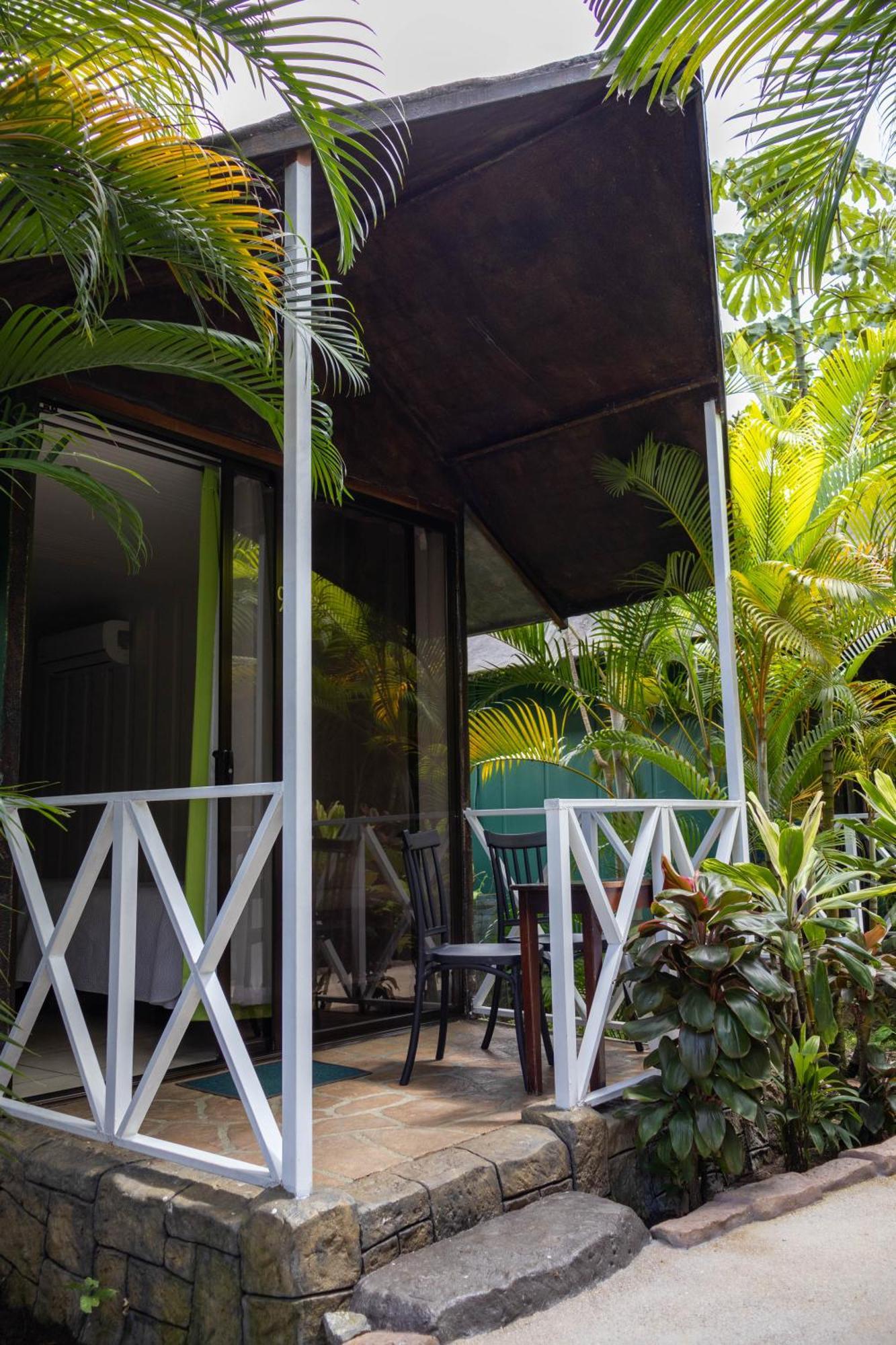 Hotel Relax Termalitas - Thermal Water La Fortuna Exterior photo