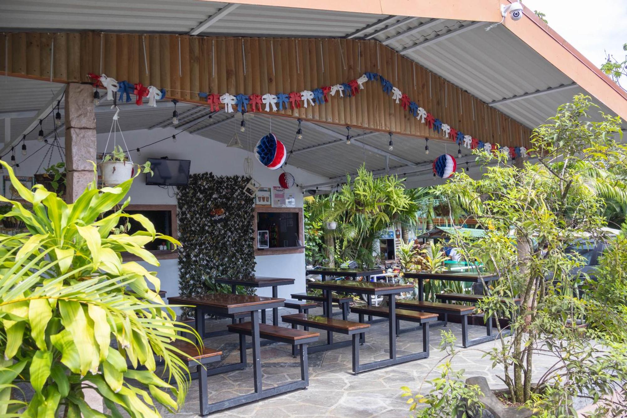 Hotel Relax Termalitas - Thermal Water La Fortuna Exterior photo