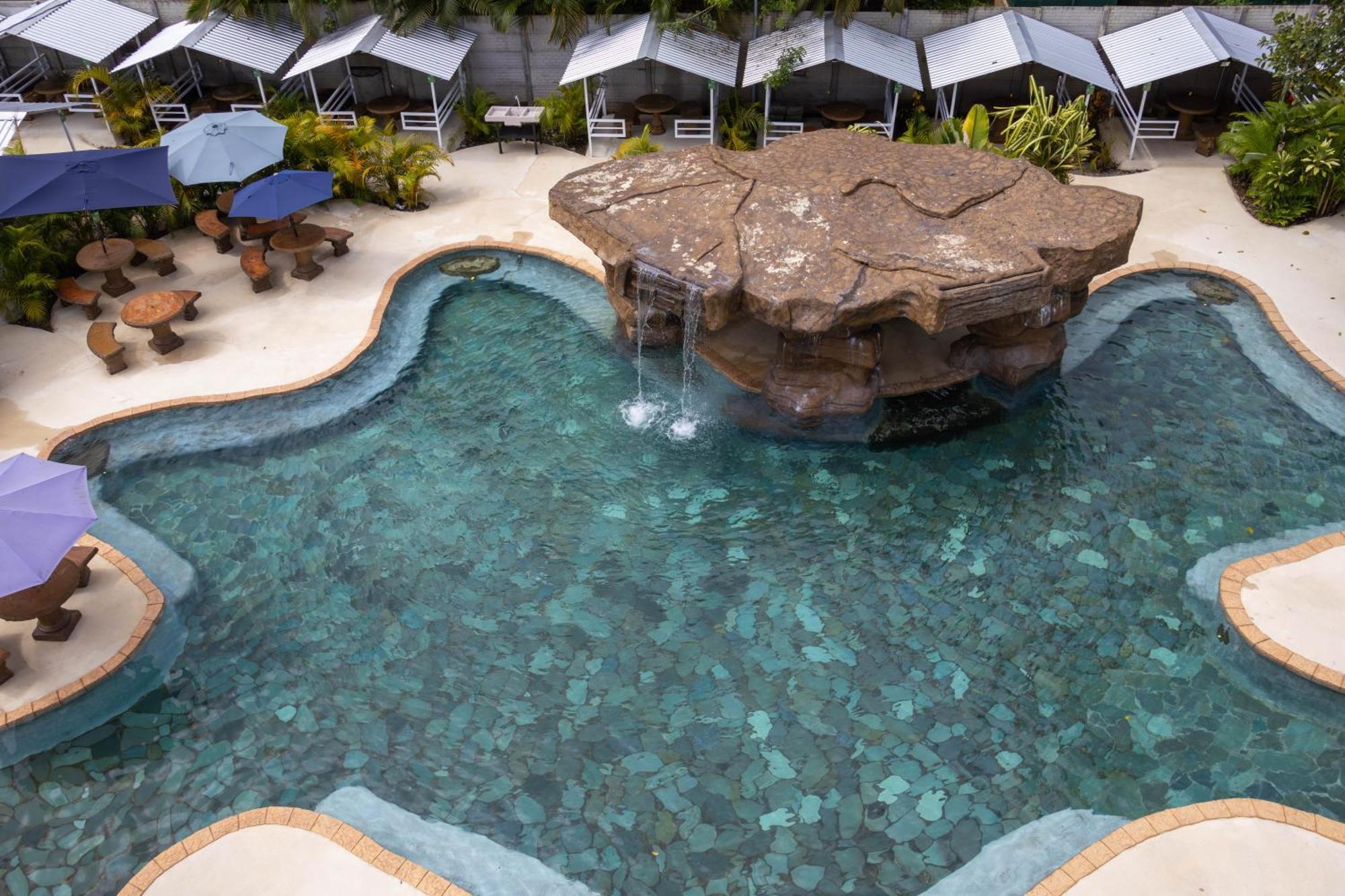 Hotel Relax Termalitas - Thermal Water La Fortuna Exterior photo